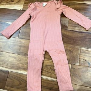 Spearmint Love, Organic Ribbed Ruffle Sleeve jumper, Dusty Rose, Never worn